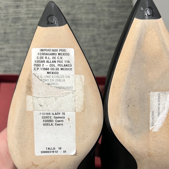 Salvatore Ferragamo Ilary 70MM Classic Black Heels - Picture 10 of 10